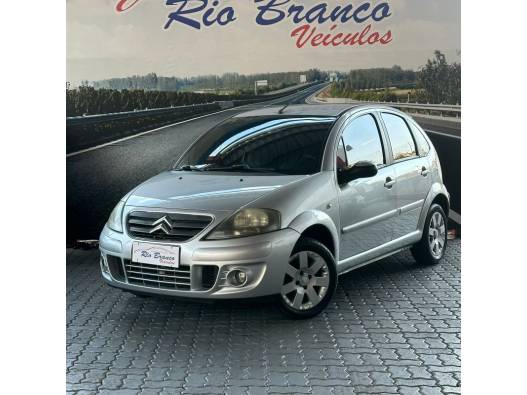 CITROËN - C3 - 2011/2012 - Prata - R$ 27.900,00