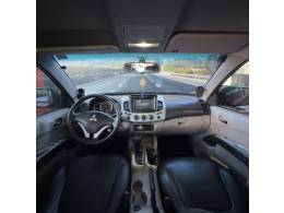 MITSUBISHI - L200 TRITON - 2010/2010 - Vinho - R$ 109.900,00