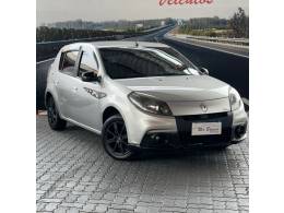 RENAULT - SANDERO - 2013/2014 - Prata - R$ 37.900,00