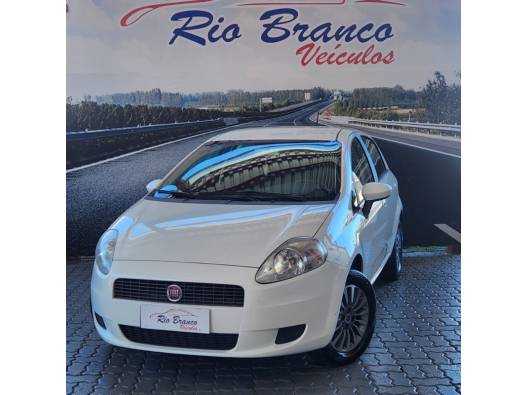 FIAT - PUNTO - 2010/2010 - Branca - R$ 36.900,00