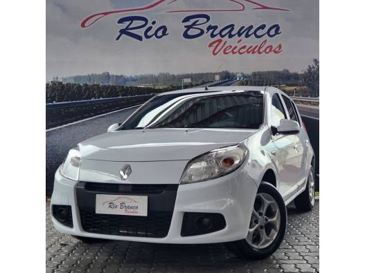 RENAULT - SANDERO - 2011/2012 - Branca - R$ 33.900,00