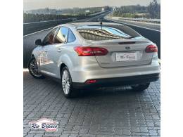 FORD - FOCUS - 2018/2018 - Prata - R$ 64.900,00