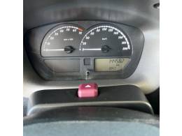 CHEVROLET - CELTA - 2003/2003 - Vermelha - R$ 18.900,00