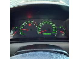 TOYOTA - COROLLA - 2003/2004 - Preta - R$ 34.900,00
