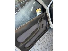 VOLKSWAGEN - GOL - 1998/1998 - Branca - R$ 13.900,00