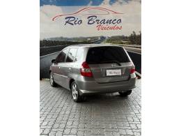 HONDA - FIT - 2006/2007 - Cinza - R$ 34.900,00