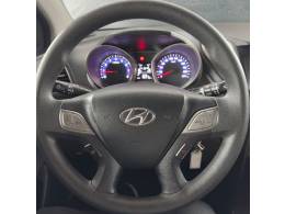 HYUNDAI - HB20S - 2017/2018 - Dourada - R$ 62.900,00