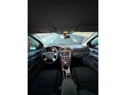 FORD - FOCUS - 2013/2013 - Branca - R$ 44.900,00