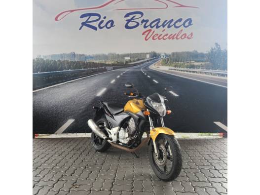 HONDA - CB 300R - 2009/2010 - Amarela - R$ 11.900,00