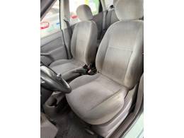 FORD - FOCUS - 2001/2001 - Verde - R$ 27.900,00