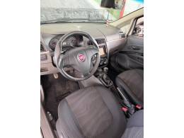 FIAT - PUNTO - 2011/2012 - Branca - R$ 38.900,00