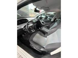 PEUGEOT - 208 - 2014/2014 - Branca - R$ 39.900,00