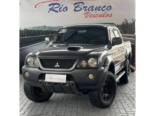 MITSUBISHI - L200 - 2006/2006 - Cinza - R$ 57.900,00