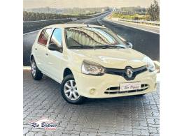 RENAULT - CLIO - 2014/2014 - Branca - R$ 27.900,00