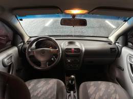CHEVROLET - CORSA - 2003/2004 - Preta - R$ 24.900,00