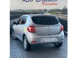 RENAULT - SANDERO - 2017/2017 - Preta - R$ 51.900,00
