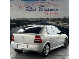 CHEVROLET - ASTRA - 2003/2004 - Prata - R$ 29.900,00