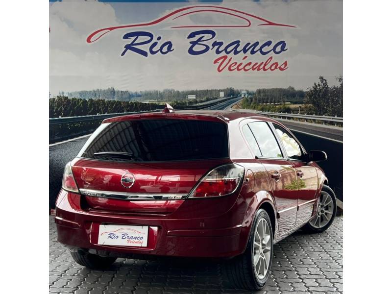 CHEVROLET - VECTRA - 2008/2009 - Vermelha - R$ 40.900,00