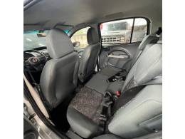 FIAT - UNO - 2011/2012 - Prata - R$ 29.900,00