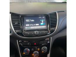 CHEVROLET - TRACKER - 2018/2018 - Prata - R$ 88.900,00