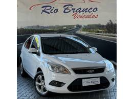 FORD - FOCUS - 2013/2013 - Branca - R$ 44.900,00