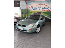 FORD - FOCUS - 2001/2001 - Verde - R$ 27.900,00