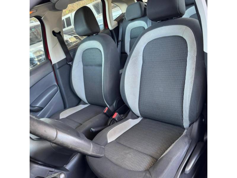 CITROËN - C3 - 2016/2017 - Vermelha - R$ 43.900,00