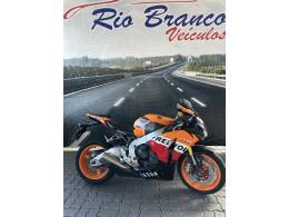 HONDA - CBR 1000RR - 2011/2011 - Laranja - R$ 48.900,00