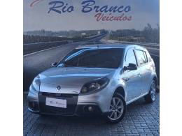 RENAULT - SANDERO - 2013/2014 - Prata - R$ 39.900,00