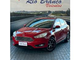 FORD - FOCUS - 2017/2017 - Vermelha - R$ 69.900,00