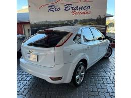 FORD - FOCUS - 2013/2013 - Branca - R$ 44.900,00