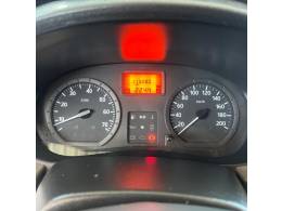 RENAULT - SANDERO - 2010/2011 - Vermelha - R$ 25.900,00