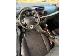 RENAULT - FLUENCE - 2011/2012 - Prata - R$ 42.900,00