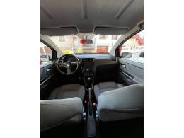 VOLKSWAGEN - FOX - 2011/2012 - Branca - R$ 33.900,00