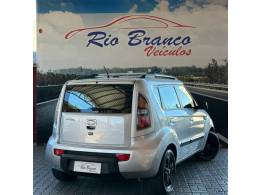 KIA MOTORS - SOUL - 2010/2010 - Prata - R$ 41.900,00