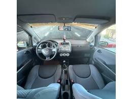 HONDA - FIT - 2006/2007 - Cinza - R$ 32.900,00