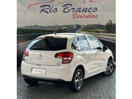 CITROËN - C3 - 2017/2018 - Branca - R$ 45.000,00