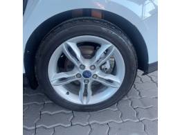 FORD - FOCUS - 2014/2014 - Branca - R$ 49.900,00