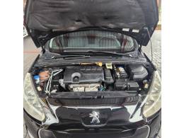 PEUGEOT - 308 - 2013/2014 - Preta - R$ 42.900,00