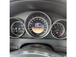 MERCEDES-BENZ - C 180 - 2011/2012 - Branca - R$ 58.900,00