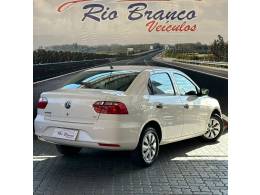 VOLKSWAGEN - VOYAGE - 2013/2014 - Branca - R$ 39.900,00