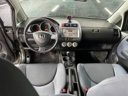 HONDA - FIT - 2006/2007 - Cinza - R$ 34.900,00