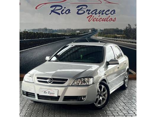 CHEVROLET - ASTRA - 2003/2004 - Prata - R$ 29.900,00