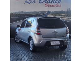 RENAULT - SANDERO - 2013/2014 - Prata - R$ 39.900,00