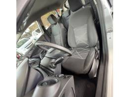 FORD - FIESTA - 2014/2015 - Prata - R$ 43.900,00