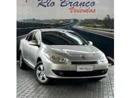 RENAULT - FLUENCE - 2011/2012 - Prata - R$ 38.900,00