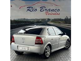 CHEVROLET - ASTRA - 2003/2004 - Prata - R$ 29.900,00
