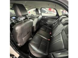 FORD - FOCUS - 2015/2015 - Branca - R$ 58.900,00