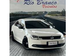 VOLKSWAGEN - JETTA - 2011/2011 - Branca - R$ 59.900,00