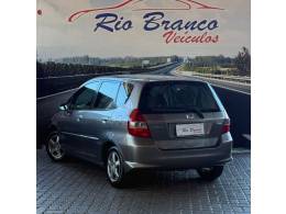 HONDA - FIT - 2006/2007 - Cinza - R$ 32.900,00